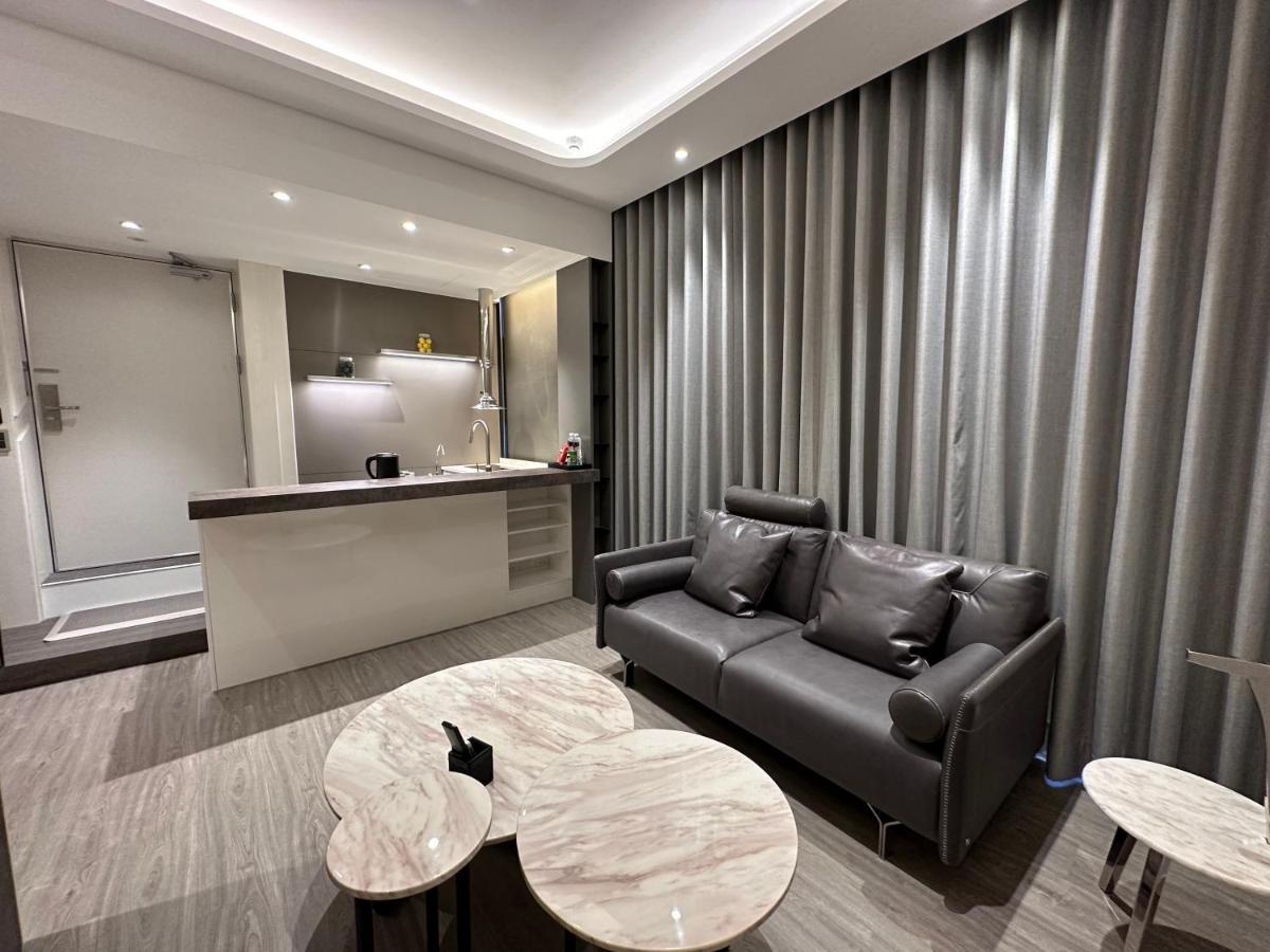 Starhaus Hotel Каосюн Екстериор снимка