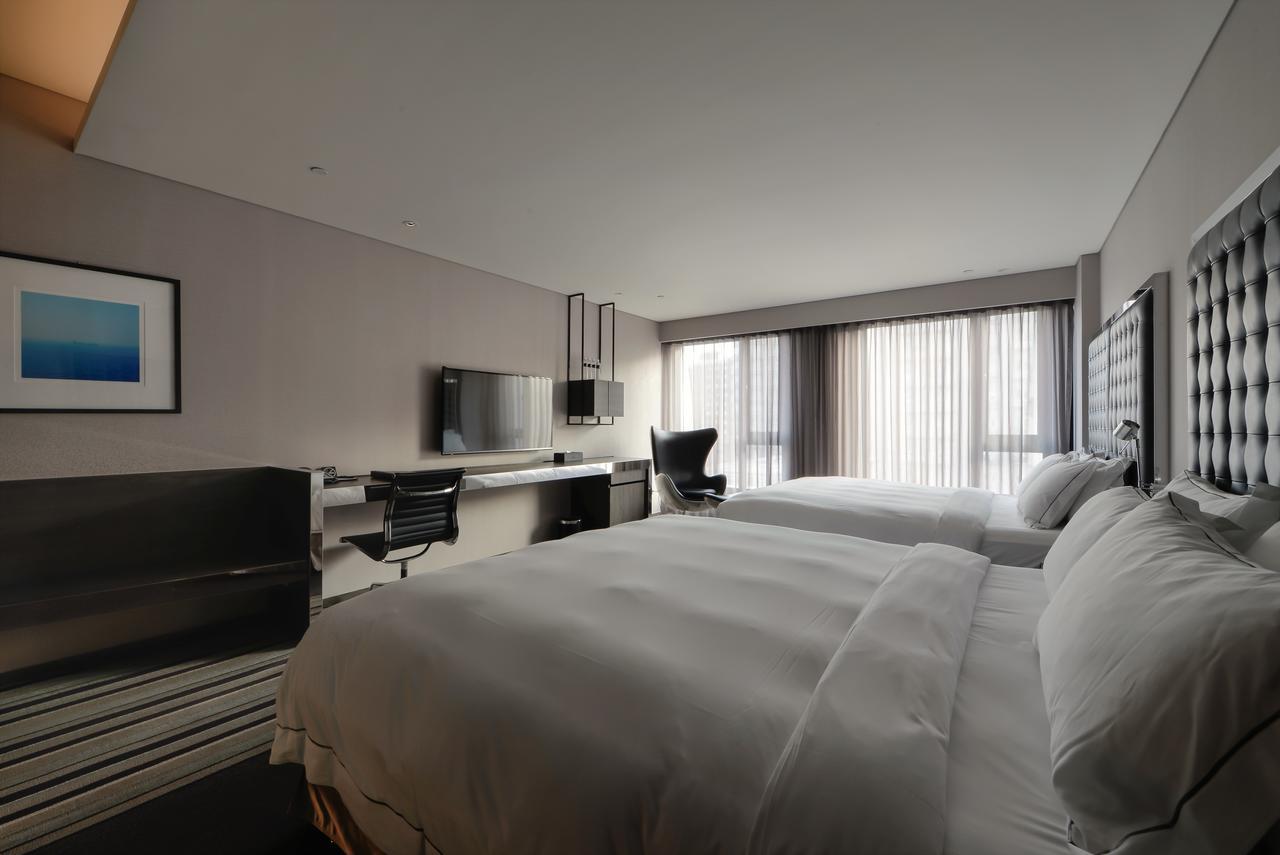 Starhaus Hotel Каосюн Екстериор снимка