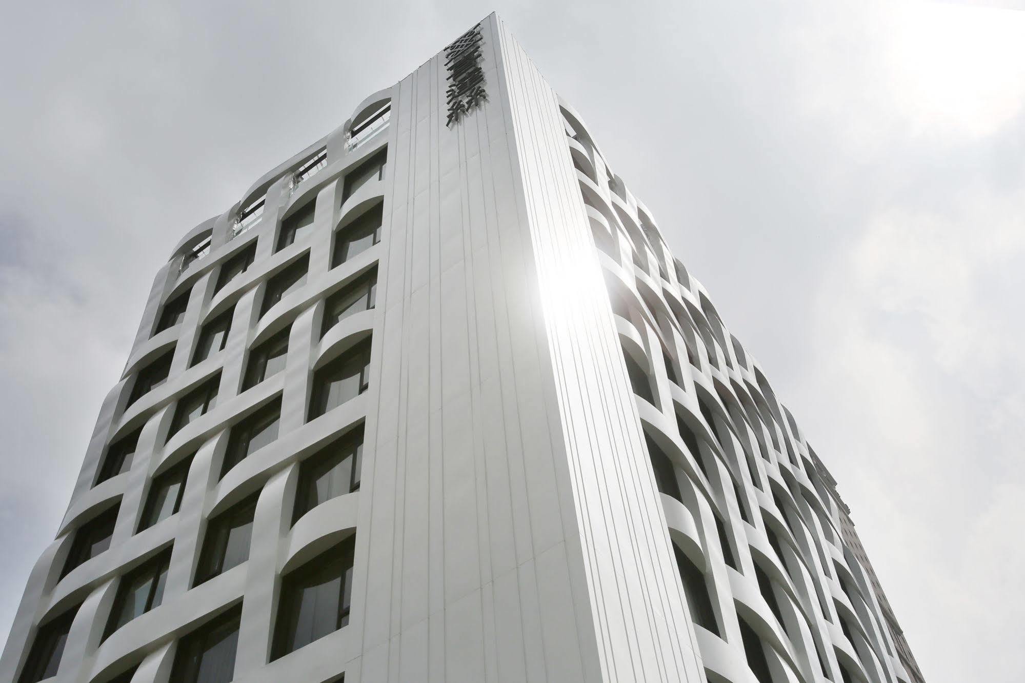 Starhaus Hotel Каосюн Екстериор снимка